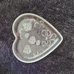 Mikasa heart dish